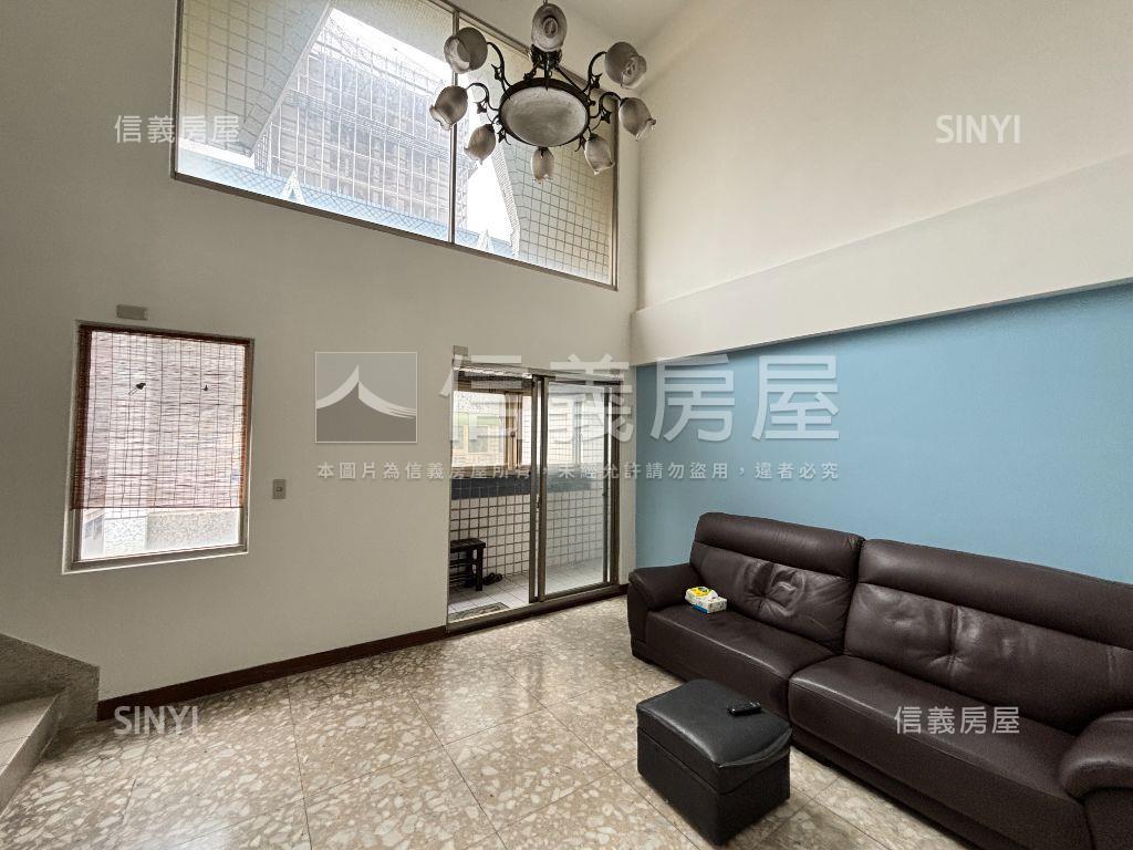 近市政捷運✭小別墅房屋室內格局與周邊環境