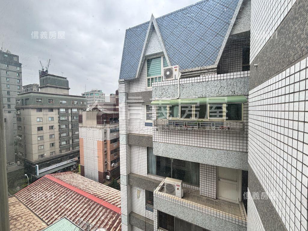 近市政捷運✭小別墅房屋室內格局與周邊環境