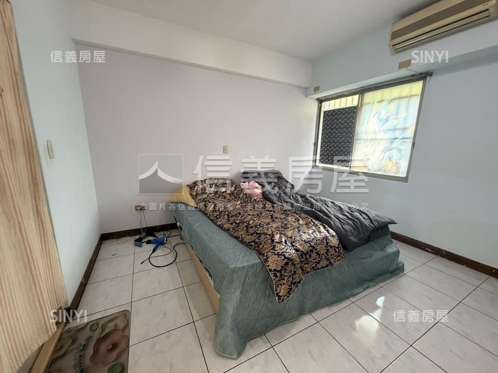 近市政捷運✭小別墅房屋室內格局與周邊環境