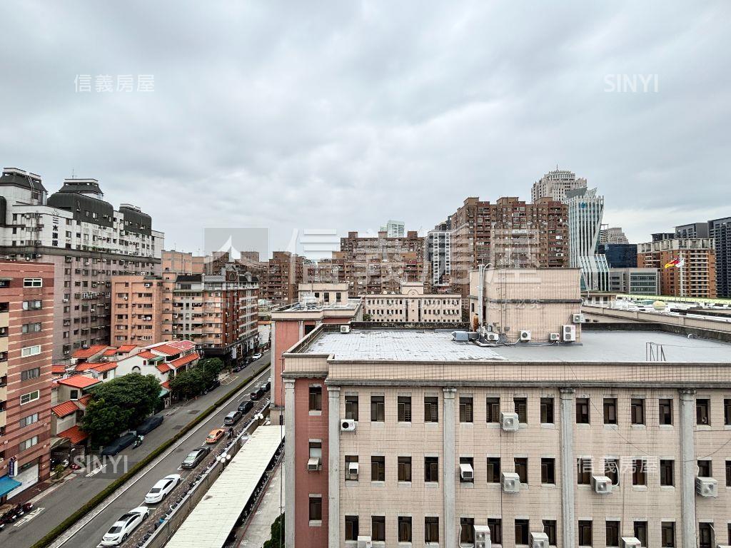 近市政捷運✭小別墅房屋室內格局與周邊環境