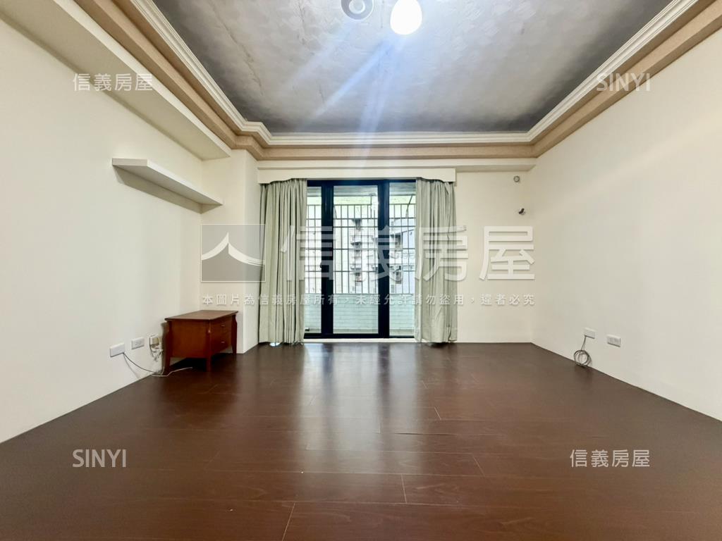 北區低總價雙面採光美三房房屋室內格局與周邊環境