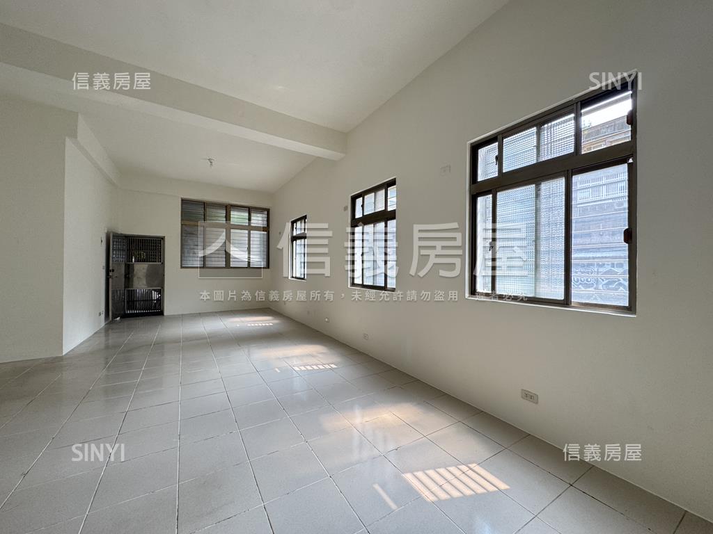 圓山捷運．靜巷邊間一樓房屋室內格局與周邊環境