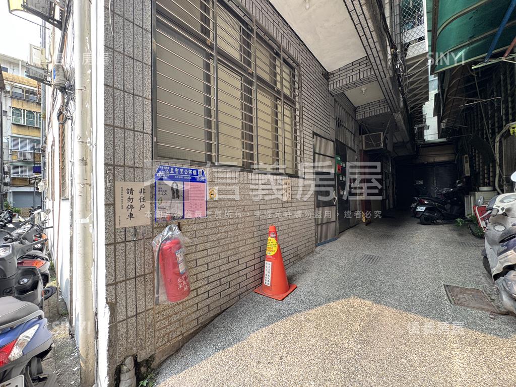 圓山捷運．靜巷邊間一樓房屋室內格局與周邊環境