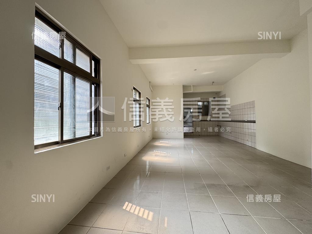 圓山捷運．靜巷邊間一樓房屋室內格局與周邊環境