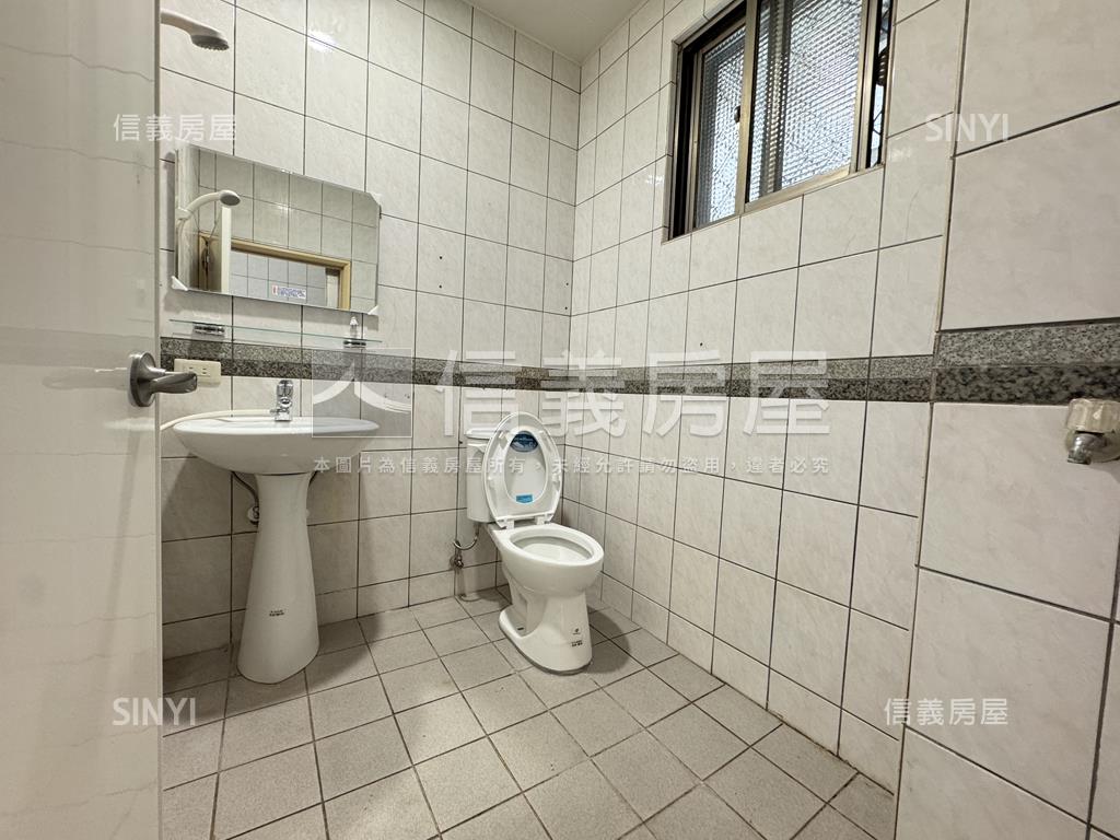 圓山捷運．靜巷邊間一樓房屋室內格局與周邊環境