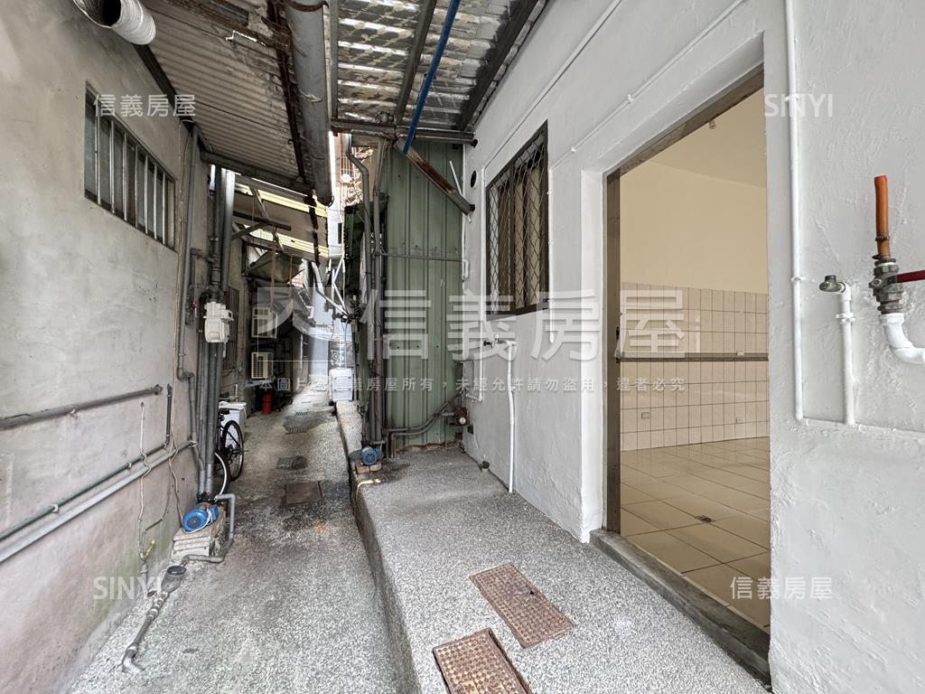 圓山捷運．靜巷邊間一樓房屋室內格局與周邊環境
