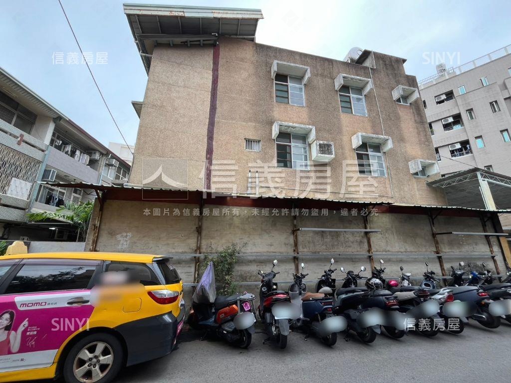 中清路角間雙臨路透天房屋室內格局與周邊環境