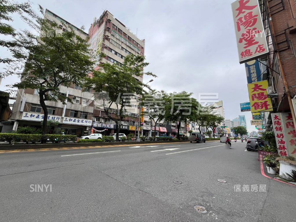 中清路角間雙臨路透天房屋室內格局與周邊環境