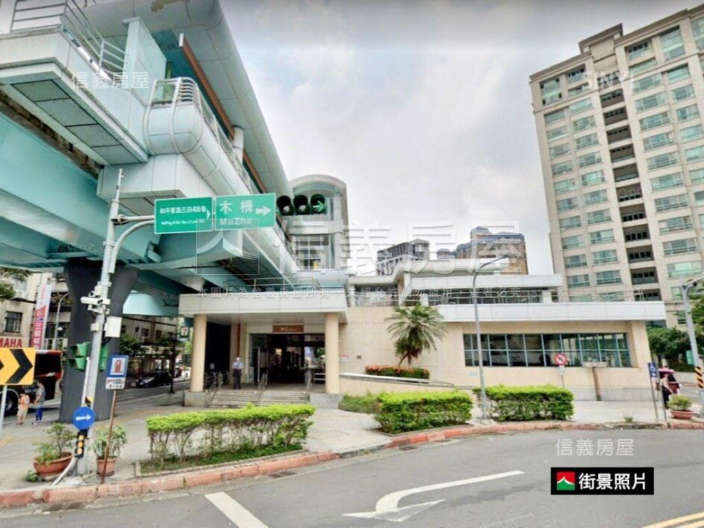 近捷運信義區電梯３房房屋室內格局與周邊環境