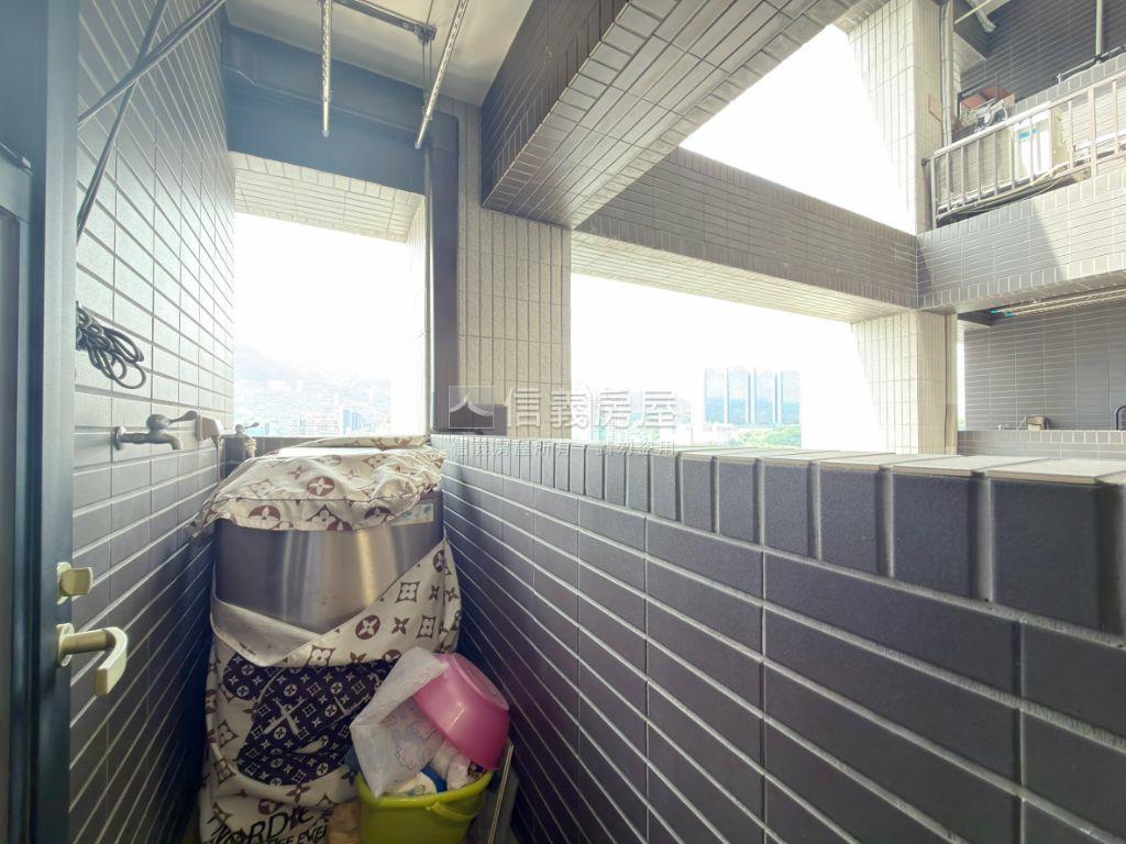 芯飛揚一房一室衛浴開窗房屋室內格局與周邊環境