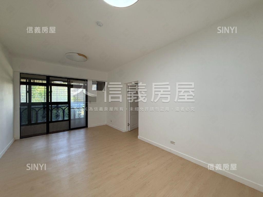 伯爵低總價兩房美屋房屋室內格局與周邊環境