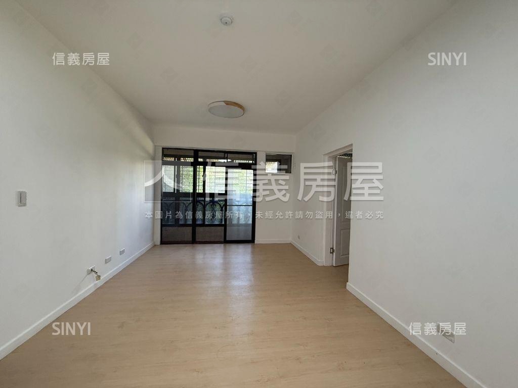 伯爵低總價兩房美屋房屋室內格局與周邊環境