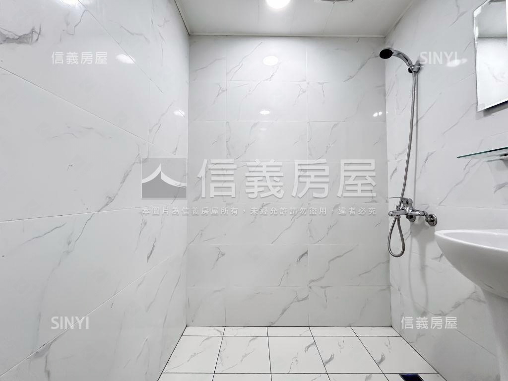 伯爵低總價兩房美屋房屋室內格局與周邊環境