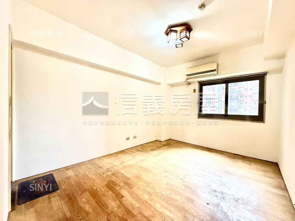 世電標準三房房屋室內格局與周邊環境
