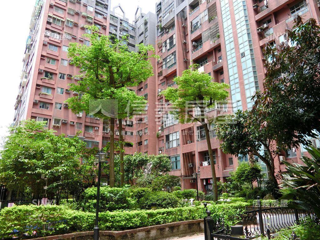 世電標準三房房屋室內格局與周邊環境