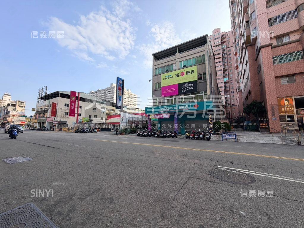 美村南路黃金稀有店面房屋室內格局與周邊環境