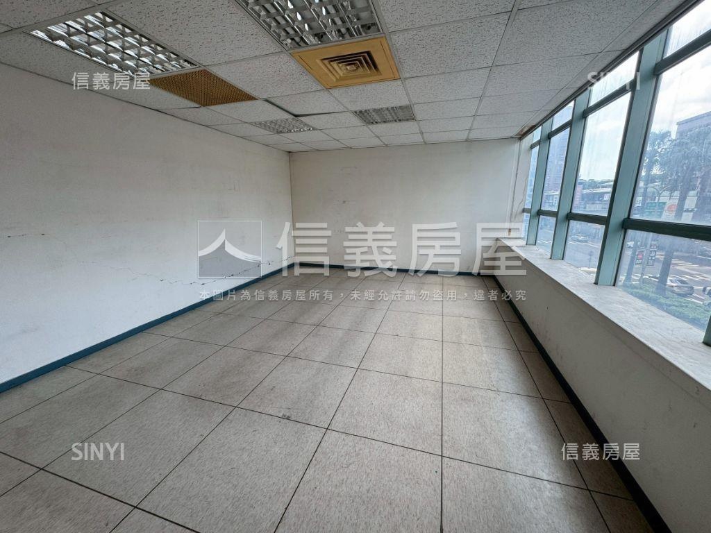 正忠明路大坪數商辦✨房屋室內格局與周邊環境