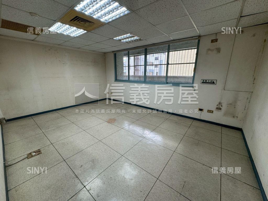 正忠明路大坪數商辦✨房屋室內格局與周邊環境