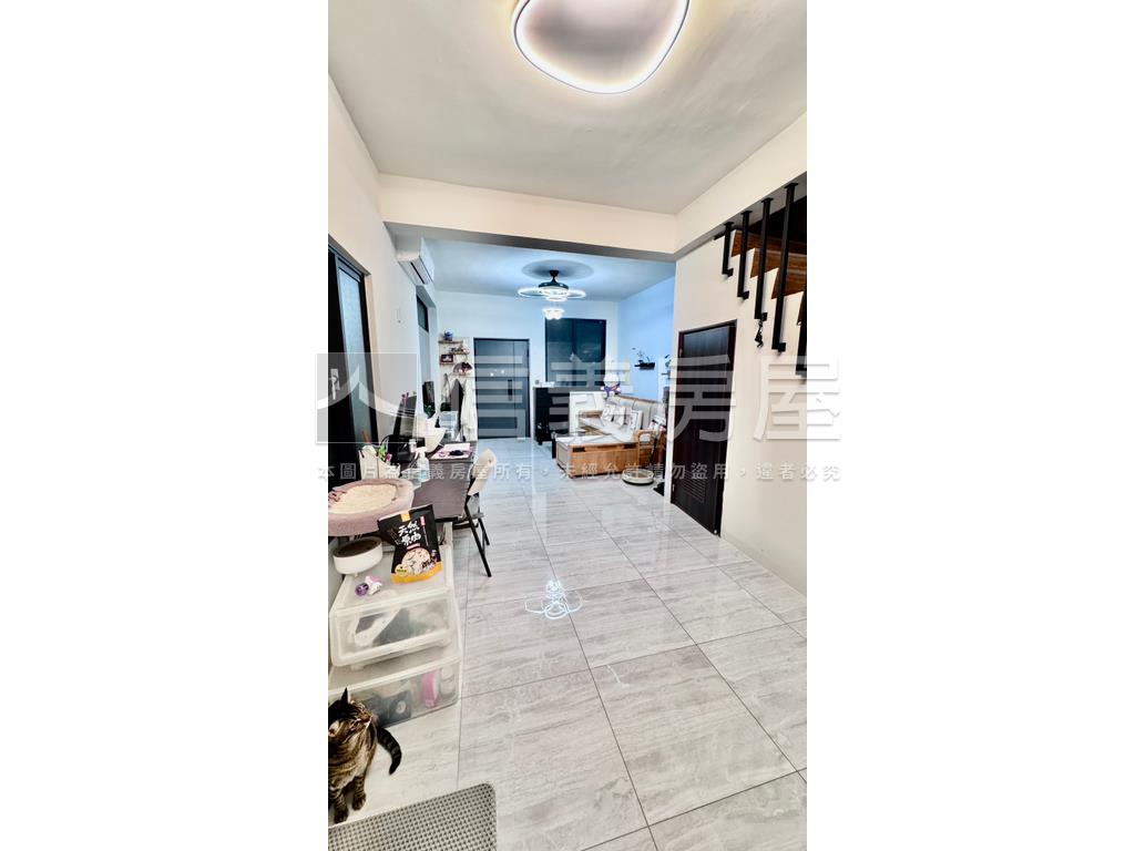 兵仔市整新透天房屋室內格局與周邊環境