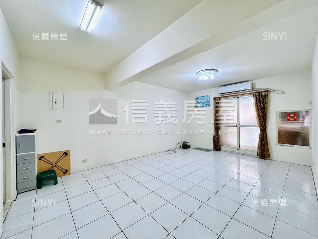 近曉明稀有國泰２樓美公寓房屋室內格局與周邊環境