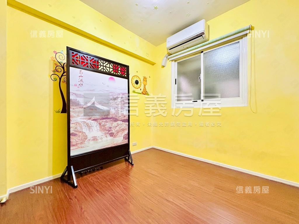 近曉明稀有國泰２樓美公寓房屋室內格局與周邊環境