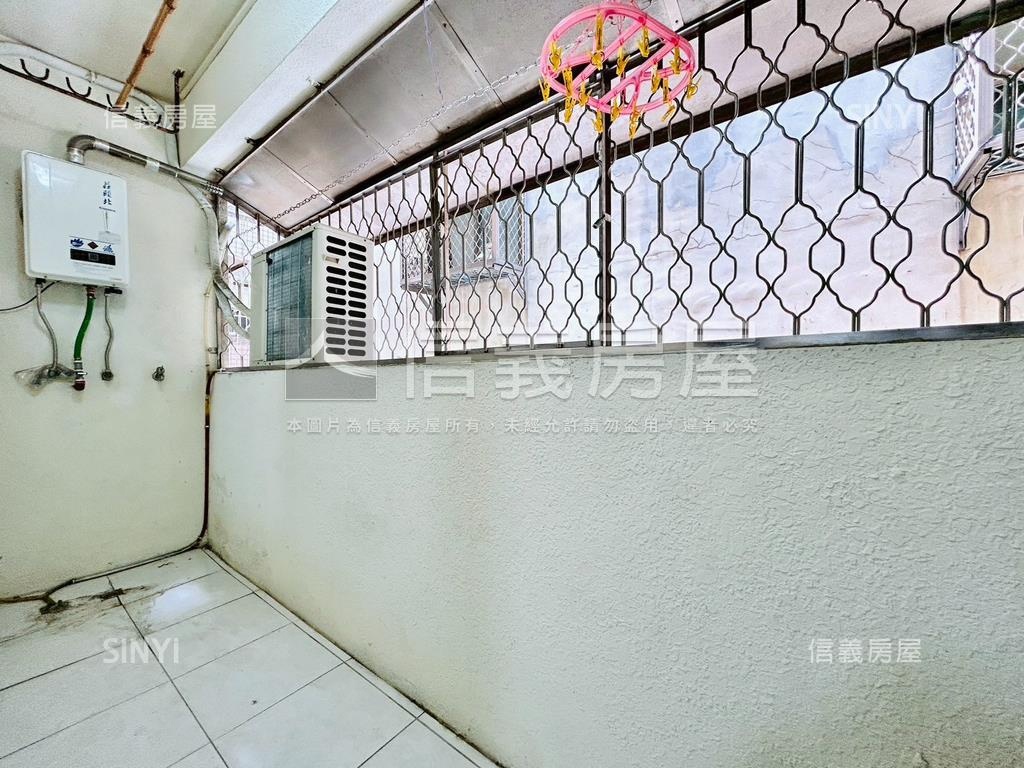 近曉明稀有國泰２樓美公寓房屋室內格局與周邊環境