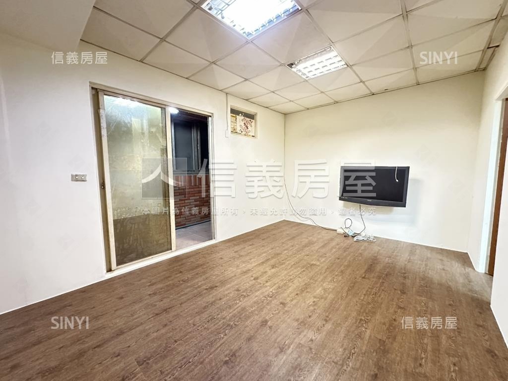 低總價小資精美電梯房屋室內格局與周邊環境