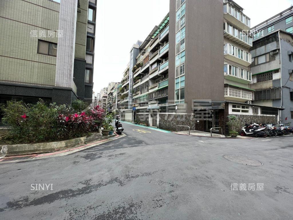 松江南京ＳＭＩＬＥ車位房屋室內格局與周邊環境