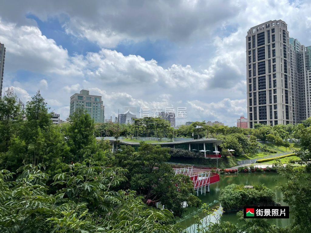 首購市政愛悅高樓２房平車房屋室內格局與周邊環境