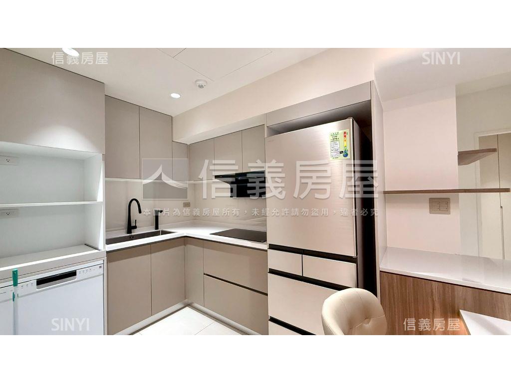 星野之森美裝三房車位房屋室內格局與周邊環境