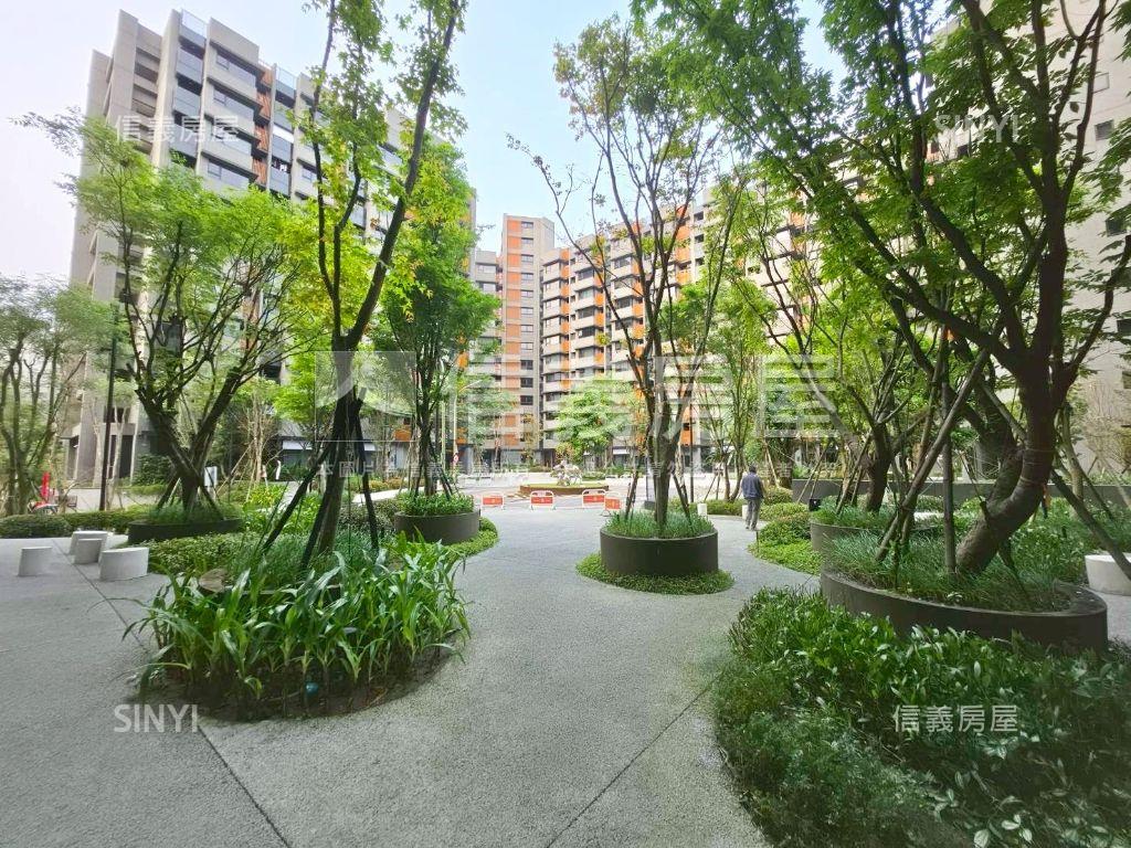 星野之森美裝三房車位房屋室內格局與周邊環境