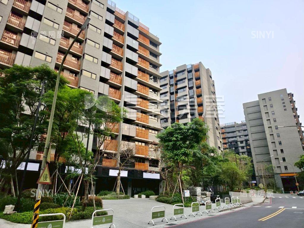 星野之森美裝三房車位房屋室內格局與周邊環境