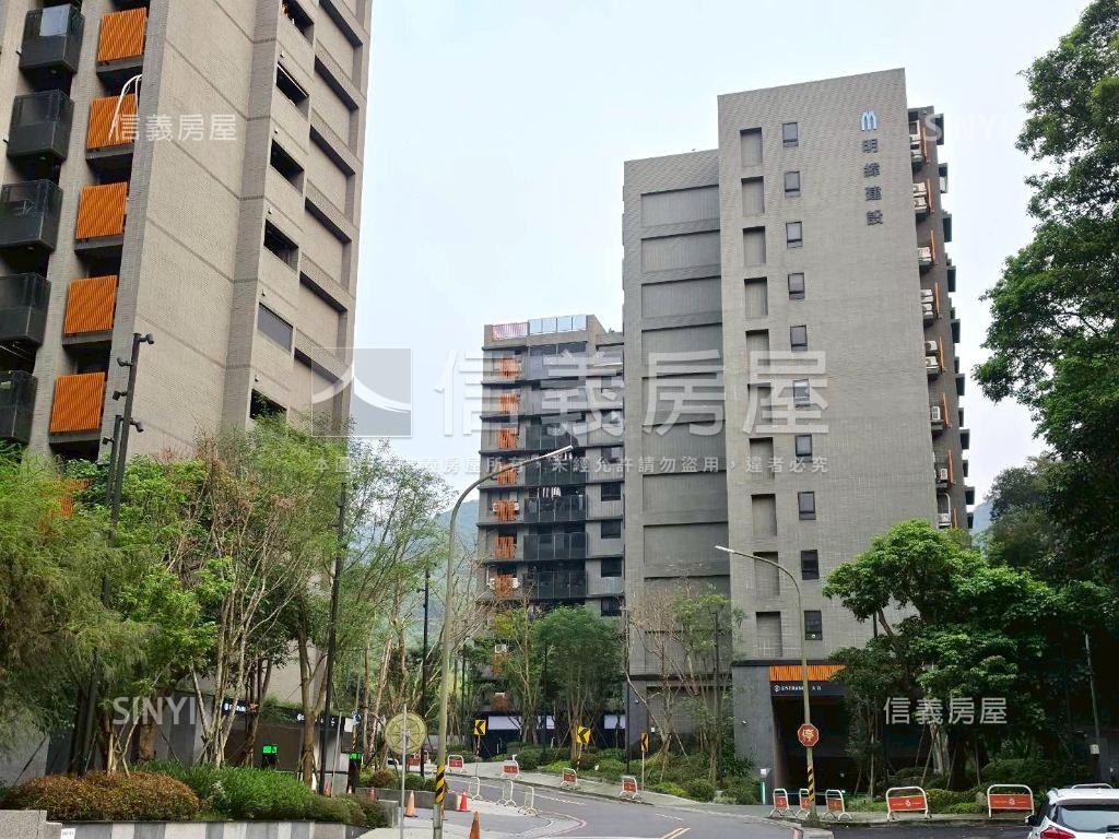 星野之森美裝三房車位房屋室內格局與周邊環境