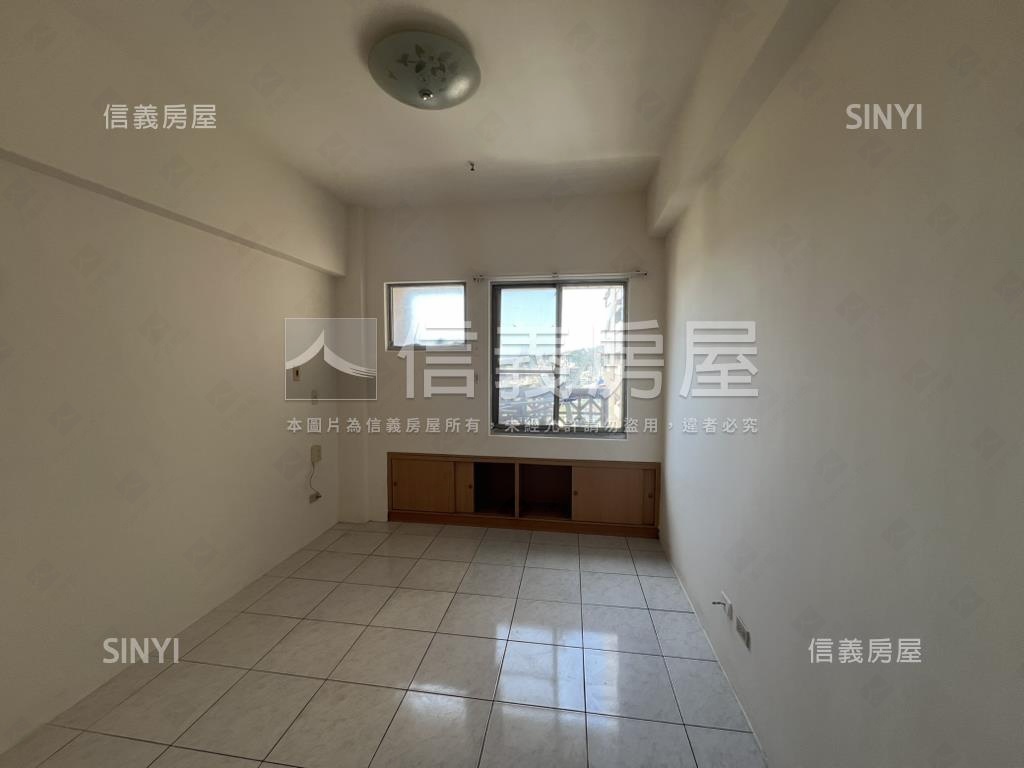 皇家之戀高樓美景採光三房房屋室內格局與周邊環境