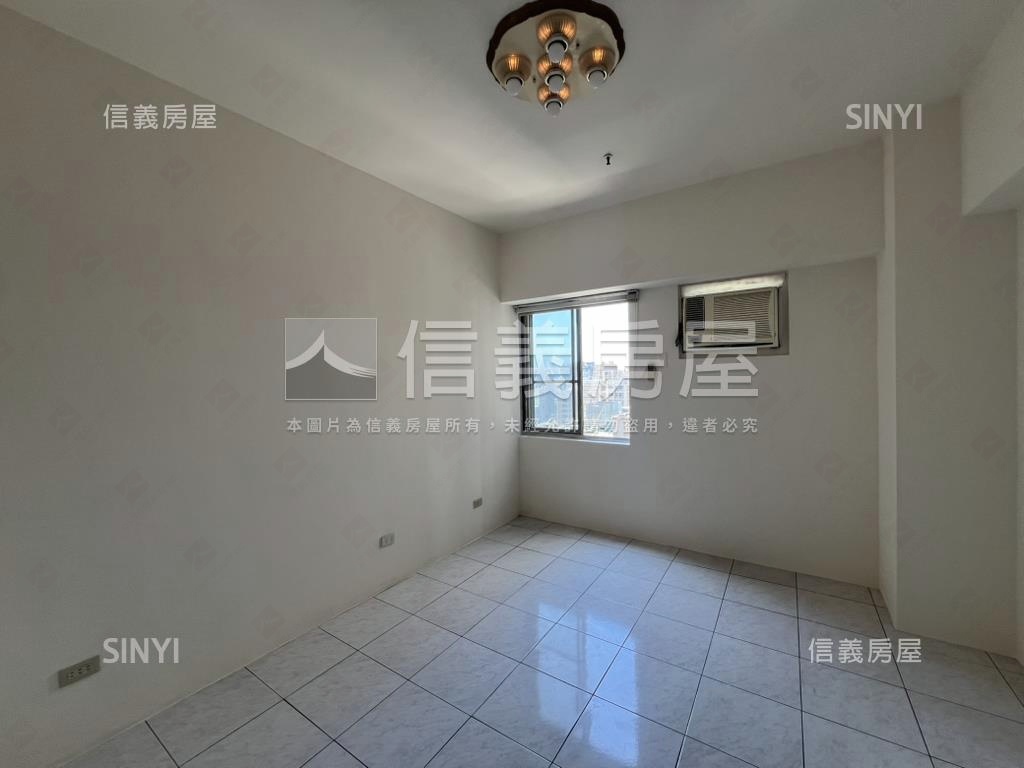 皇家之戀高樓美景採光三房房屋室內格局與周邊環境