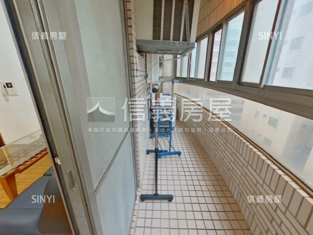 荷蘭村Ｂ區美２房平面車位房屋室內格局與周邊環境