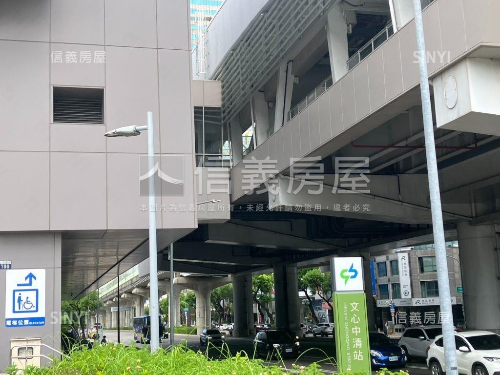 近中清捷運站皇家龍邸２房屋室內格局與周邊環境