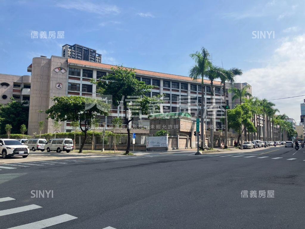 近中清捷運站皇家龍邸２房屋室內格局與周邊環境