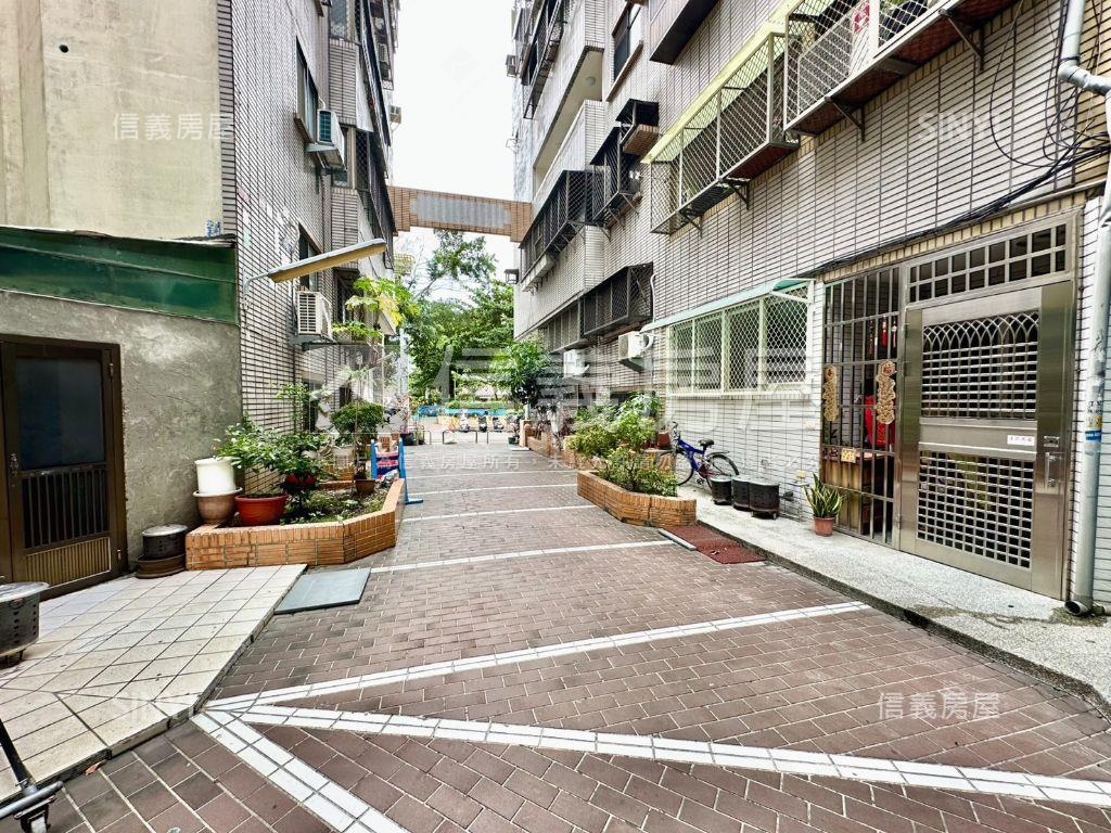 俗！西屯低總價三房！房屋室內格局與周邊環境