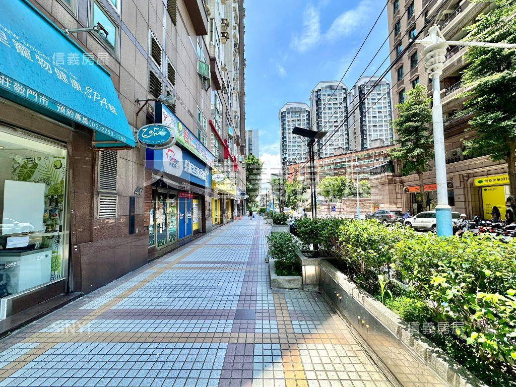 昇陽．邊間景觀三房車位房屋室內格局與周邊環境