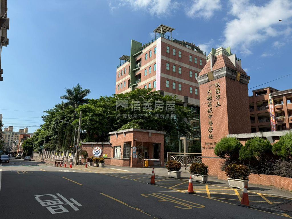 內壢車站前多房大空間華廈房屋室內格局與周邊環境