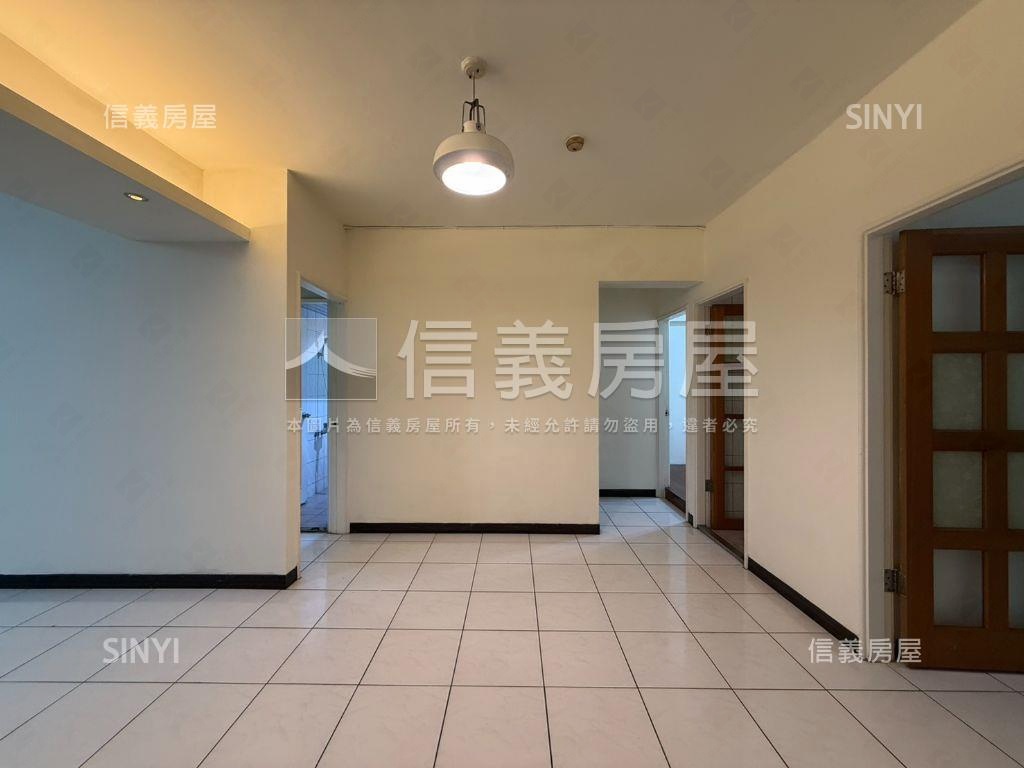 大空間－重慶台北房屋室內格局與周邊環境