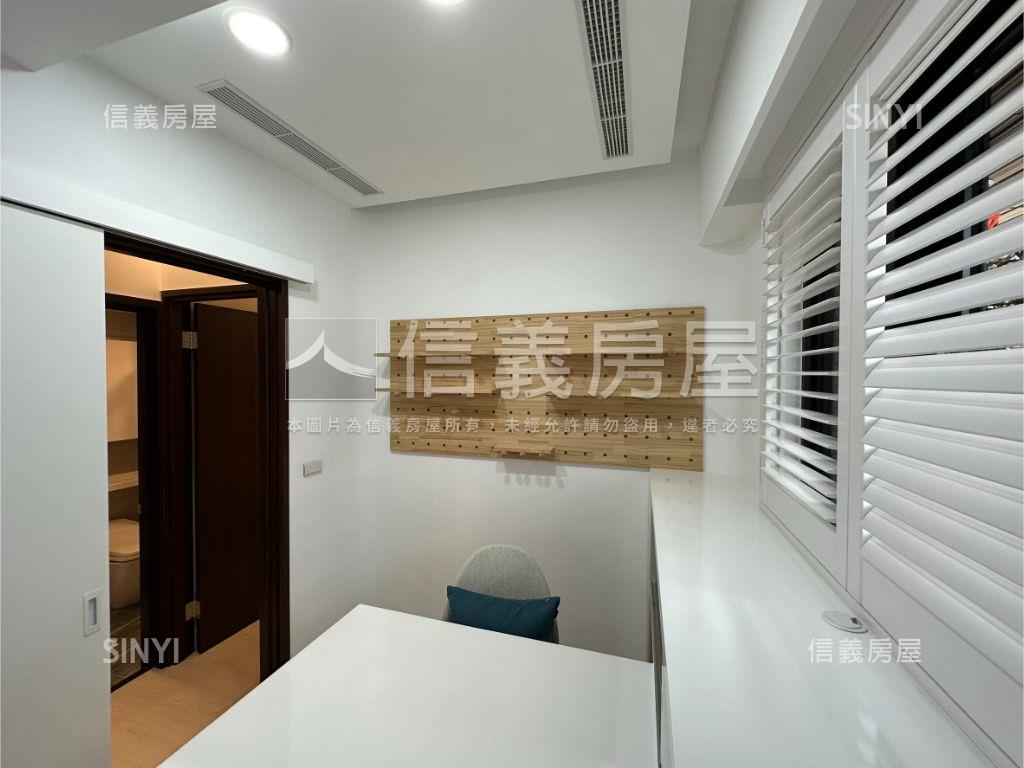 羅丹精裝電梯２房房屋室內格局與周邊環境