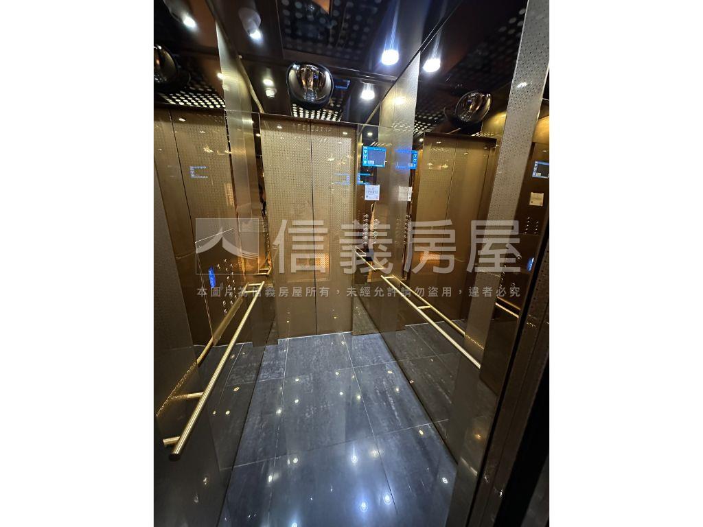 羅丹精裝電梯２房房屋室內格局與周邊環境