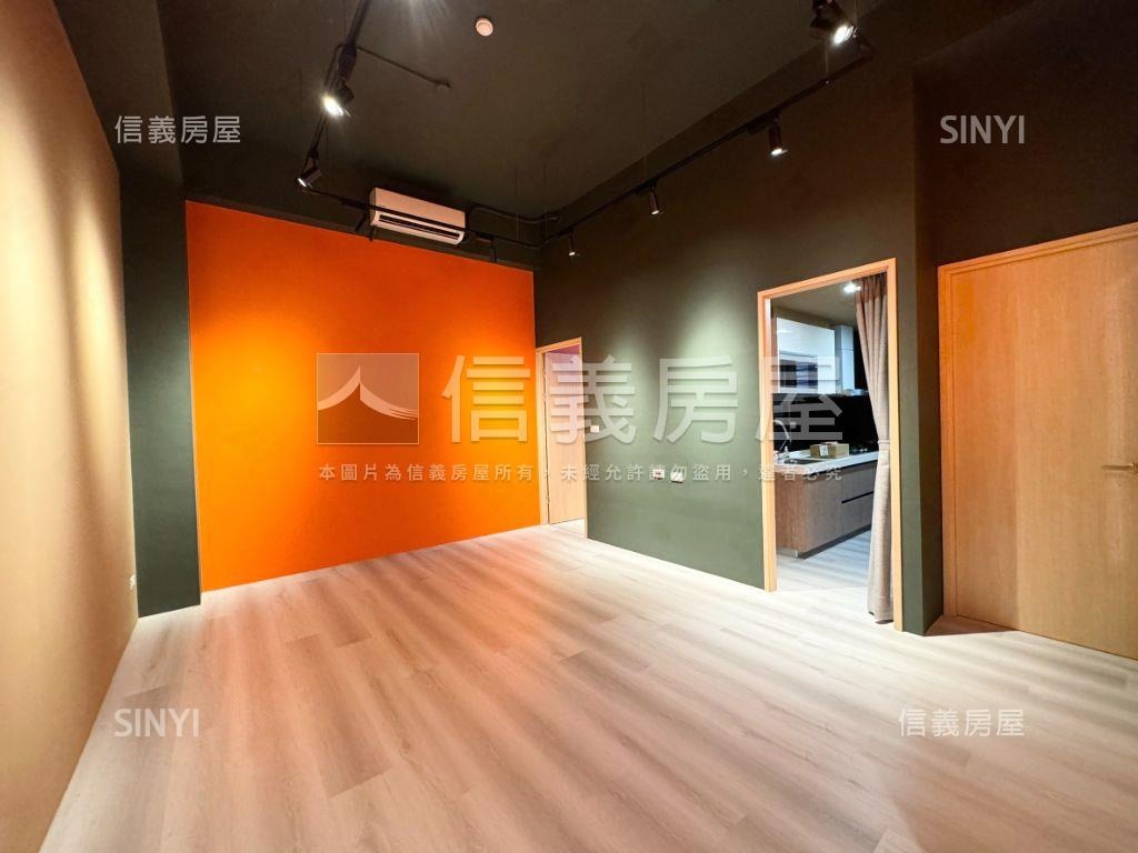 力璞學‧稀有挑高兩房車位房屋室內格局與周邊環境