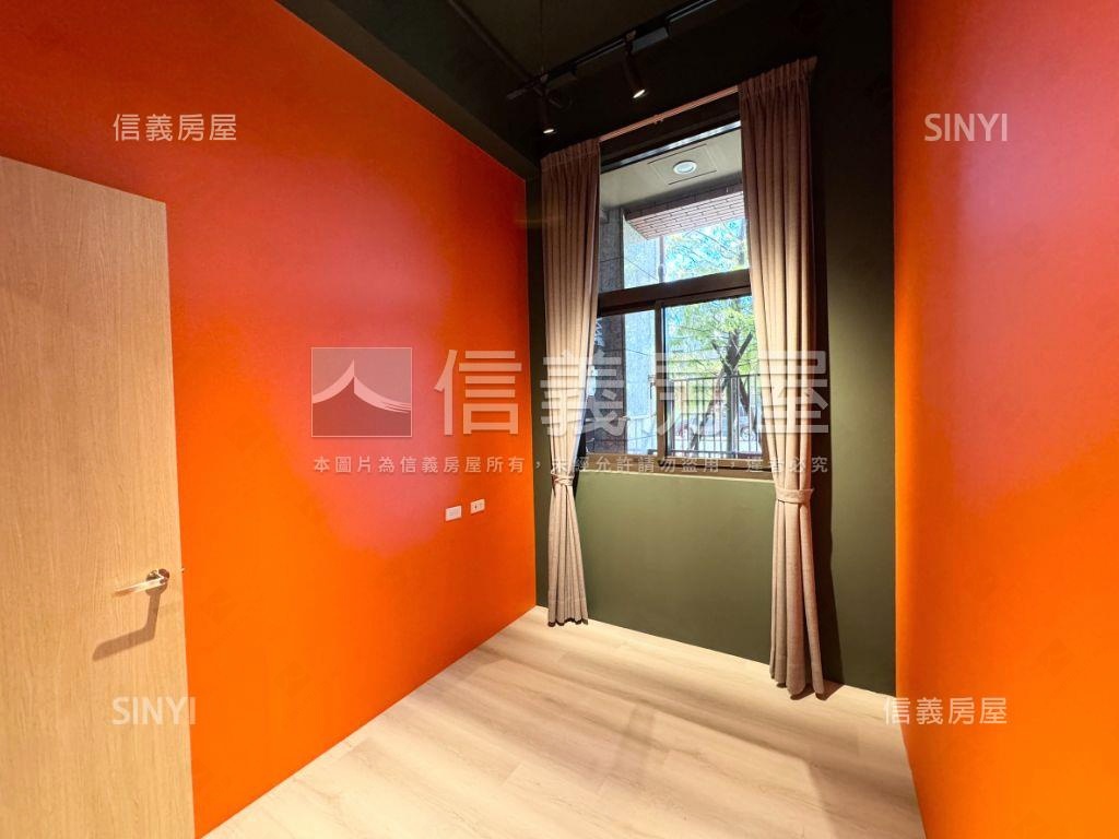 力璞學‧稀有挑高兩房車位房屋室內格局與周邊環境