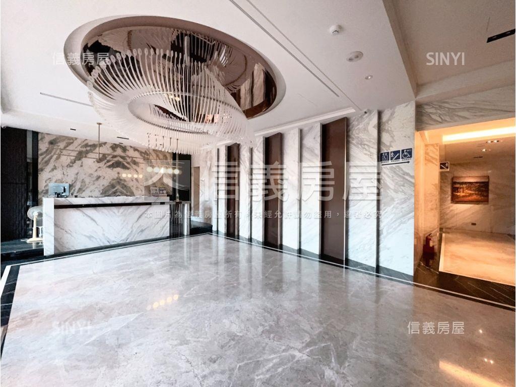 力璞學‧稀有挑高兩房車位房屋室內格局與周邊環境