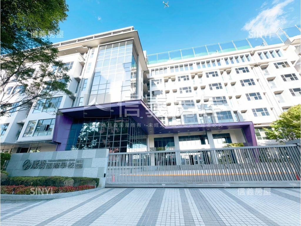 力璞學‧稀有挑高兩房車位房屋室內格局與周邊環境