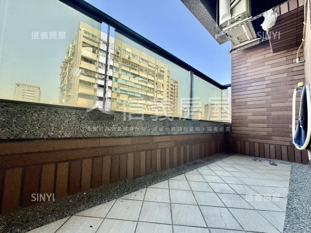 三多捷運．京城四房平車房屋室內格局與周邊環境