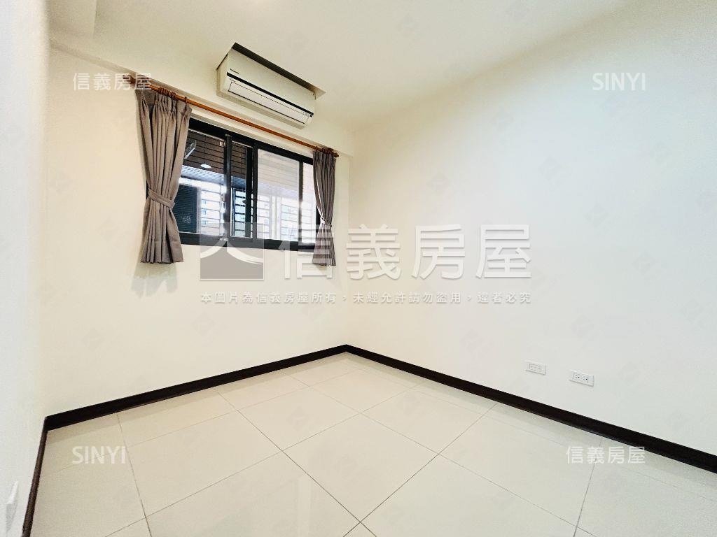 謙樹朝南山海美景３房房屋室內格局與周邊環境